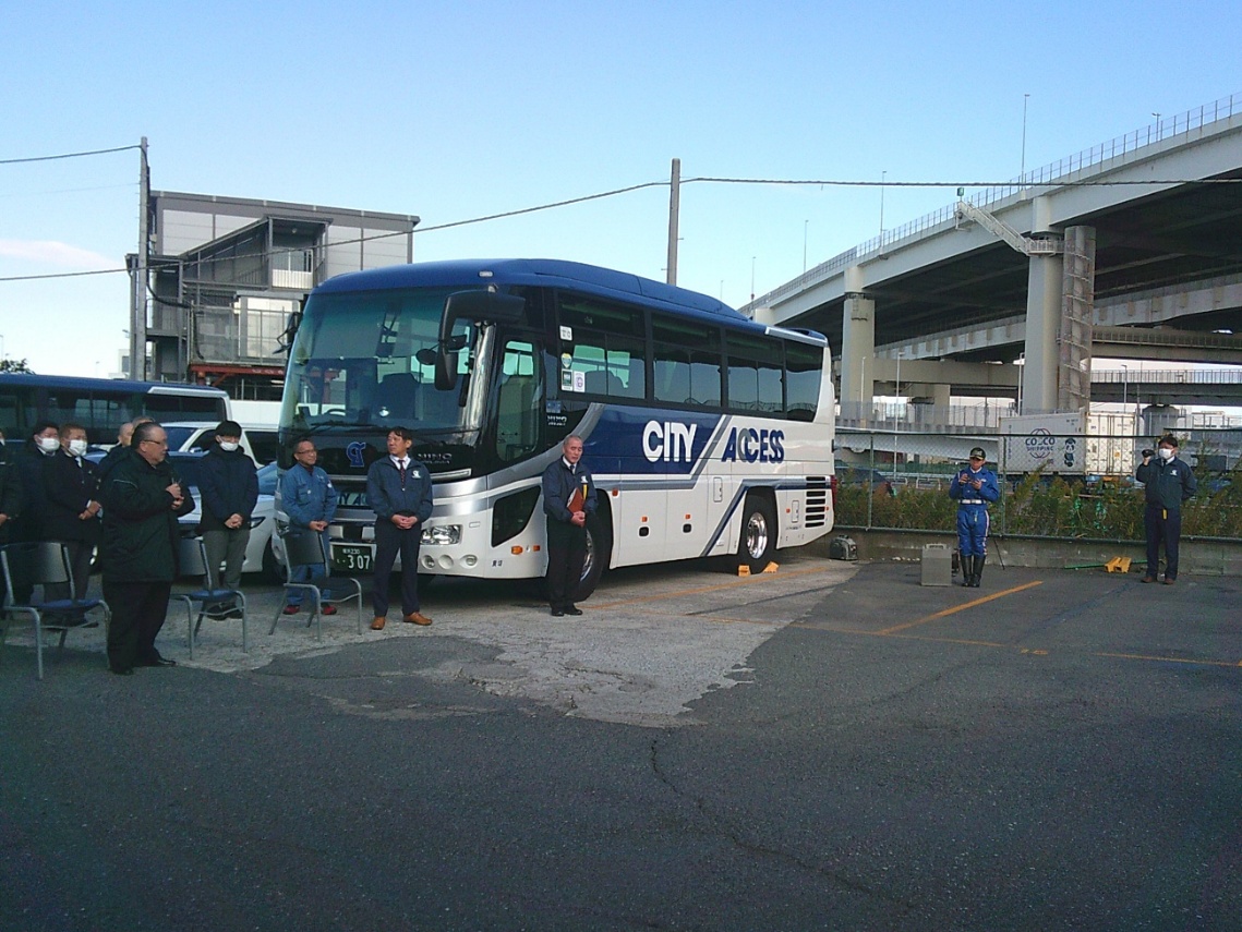 安全講話及び白バイテクニカル走行(10)